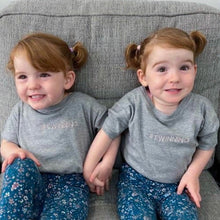 Load image into Gallery viewer, #TWINNING set of 2 T-shirts
